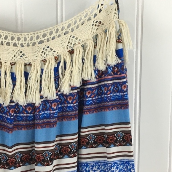Umgee Blue Boho Crochet & Fringe Trimmed Cami Top Size Medium - Picture 2 of 8